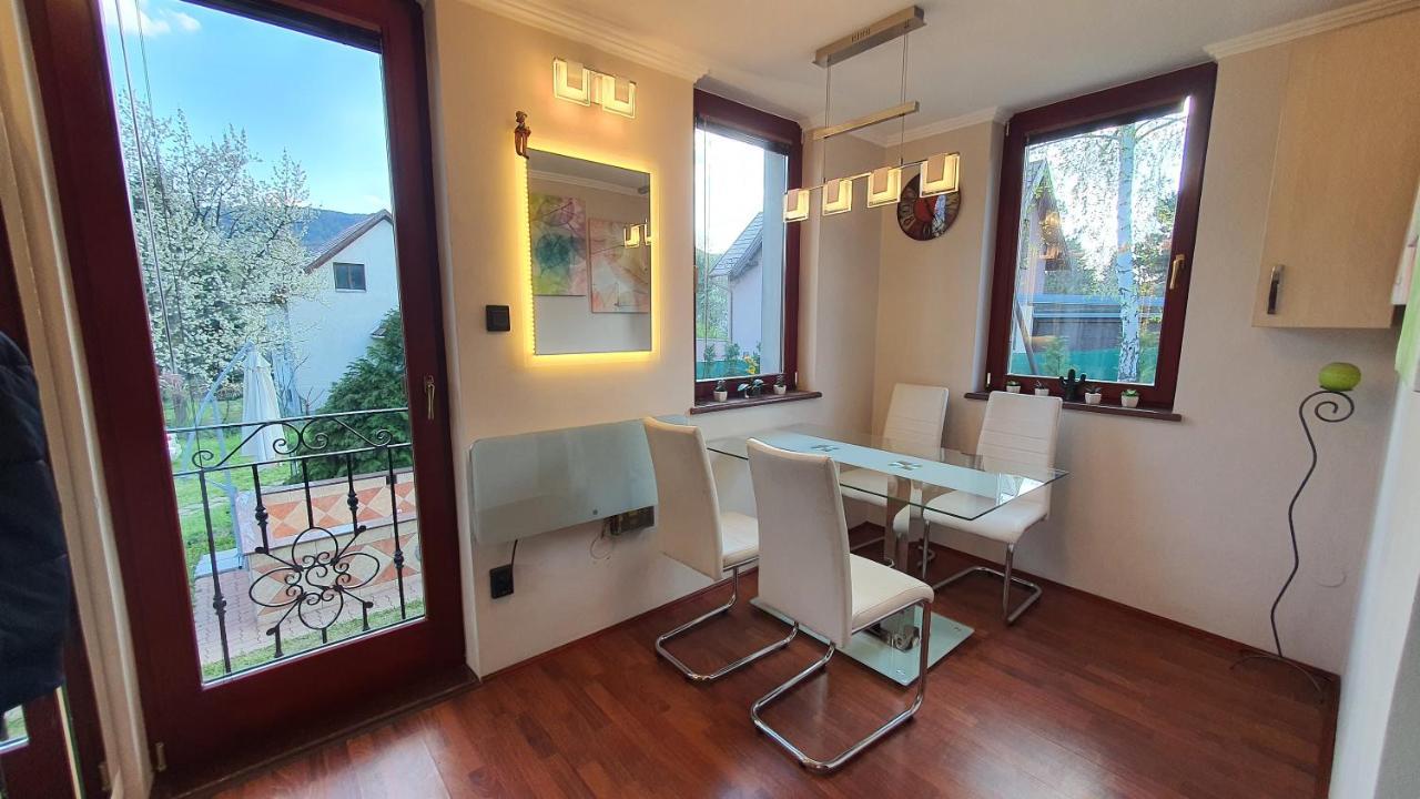 Pilis Hills View Deluxe House With Pool & Ac Near Bp Vila Pilisszentivan Exterior foto